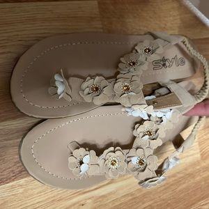 Beige Floral Gemstone Sandals